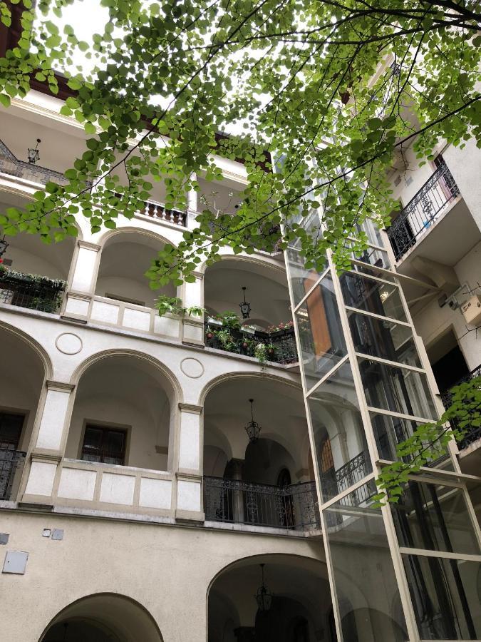 Urania Apartment Budapest Exterior photo